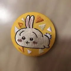 ちいかわ うさぎデザイン缶バッジ