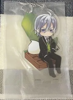 ツイステアクリルチャーム／シルバー