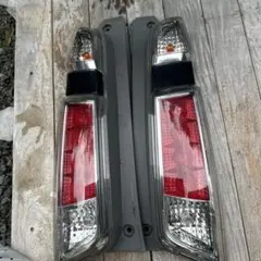 再再販 ランドクルーザー70 LEDクリスタルコンビテール GDJ76 - メルカリ