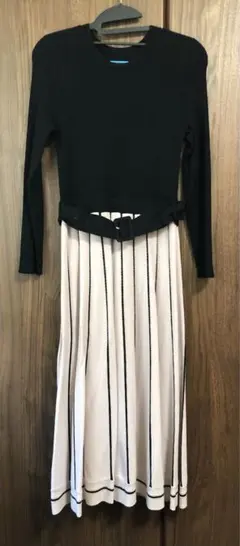 ニットロングワンピース ブラック・ピンク ストライプ　jusglitty