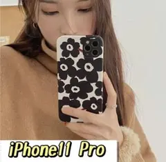 ✨大人気✨【iPhone11Pro  ケース】花柄　北欧デザイン　ブラック