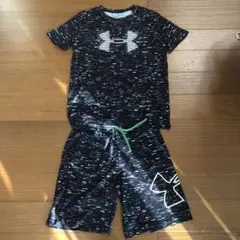アンダーアーマー　YXL セットアップ　Tシャツ・ショートパンツセット