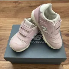 ニューバランス　14.5㎝　ベビーシューズ ピンク　スニーカー　マジックテープ