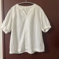 ユニクロ　リネンブレンドボリュームブラウス M
