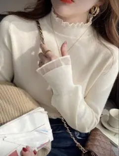 sheinトップス　白　袖レース　首フリル