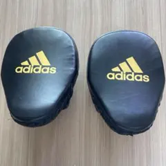 adidas AEROREADY パンチングミット 黒/金　中古セール　ほぼ新品のサムネイル