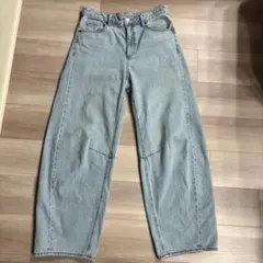 バレルレッグジーンズ　L GU