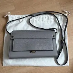 FURLA ショルダーウォレット 財布