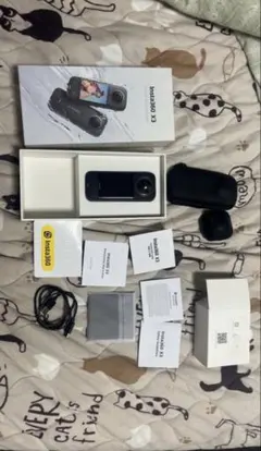 美品】RICOH THETA X 、SDカード、純正リモコン、自撮り棒付 - メルカリ