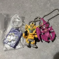 仮面ライダー　めじるしアクセサリー　王蛇
