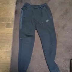 NIKE Tech Fleece ジョガーパンツ ブラックのサムネイル
