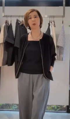 まあち様☆EMMA Taylor ドルマンシアーカーディガンのサムネイル