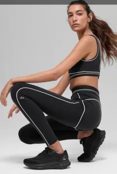 新品未使用　alo　レギンス　aloyoga ヨガ　ピラティス 2026年最新】ALO Yoga ヨガ・ピラティスの人気アイテム - メルカリ