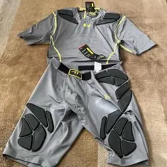 【超お得!】最終価格!UAメンズ用ヒートギアラグビーウェアセット