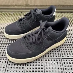 Nike Air Force 1 ブラック スエード