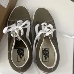 VANS オリーブ スニーカーのサムネイル