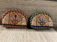 ハンドメイド パッチワークポーチ 2点（赤・緑）