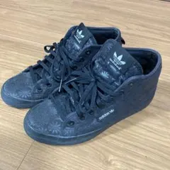 adidas スニーカー レディース ブラック 花柄 23センチ