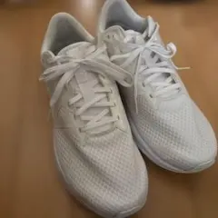 New Balance スニーカー ホワイト　27.5cmニューバランス白　学校のサムネイル