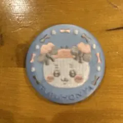 ちいかわ 缶バッジ 古本屋 かにちゃん