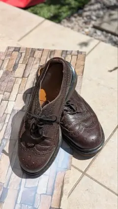 Dr.Martens 5ホール ウイングチップ チェリーレッド - メルカリ