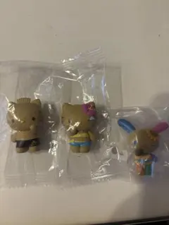 サンリオ　日焼けキティー　みんなでバカンスフィギュア