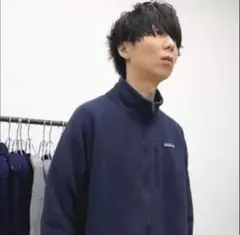 Item thumbnail for item 545bccd0-df5e-4e8d-8090-bf6a89b49630