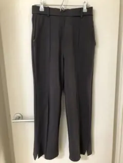 YUKI様専用　ローリーズファーム　ポンチサイドスリットパンツ　M