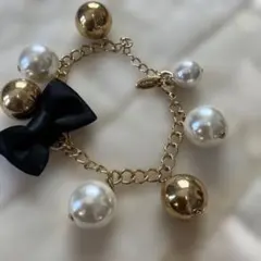 パールとゴールドボールのブレスレット