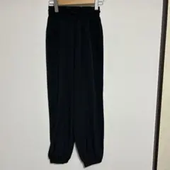 黒 ジョガーパンツ ウエストドローコード付き　ヨガ　ダンス　サイズS