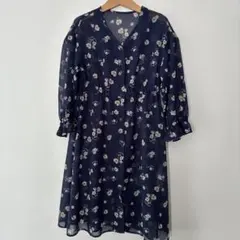 【匿名配送】GU ネイビー 花柄 シフォン ワンピース