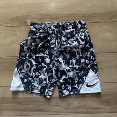 【6/29まで】Nike Dri-Fit ハーフパンツ　XS ブラック・ホワイト