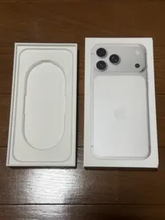 iPhone17promax シルバー　空箱