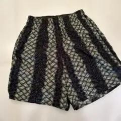未使用、SPEEDO 花柄ショートスイミング￼パンツ　S ￼サイズ