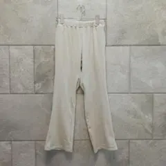 【未使用に近い】GU ジーユー ヌクヌクニットコールフレアパンツ ホワイト