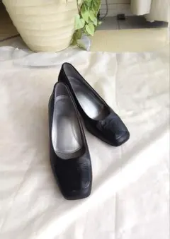 fitfit黒パンプス