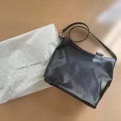 【CHARLES JOURDAN（シャルルジョルダン）のショルダーバッグ】