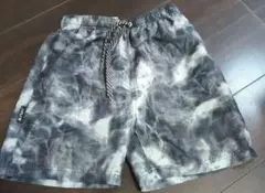 【美品】男の子用水着 タイダイ柄 160