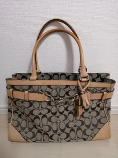 コーチ　トートバッグ　シグネチャー　COACH