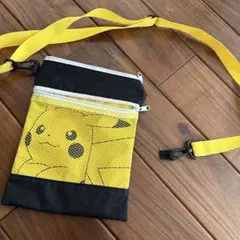ピカチュウ バッグ イエロー ブラック