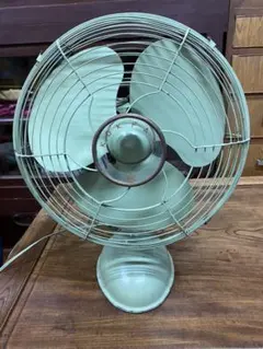 Item thumbnail for item ac0e8a2c-269f-4308-bf90-104c3001215e