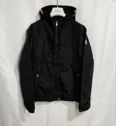 【極美品/XLサイズ】MONCLER モンクレール ナイロンジャケット 黒 2025年最新】MONCLER メンズ ナイロンジャケットの人気アイテム - メルカリ