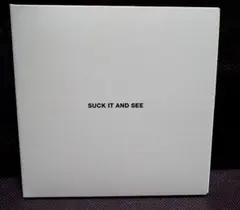 Arctic Monkeys – Suck It And See