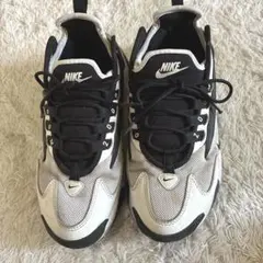 NIKEナイキ★ズームZoom 2k レディース　厚底　スニーカー　黒白　24のサムネイル