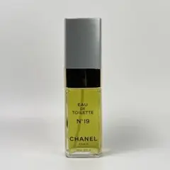CHANEL Eau de Toilette N°19 100ml 開封済み
