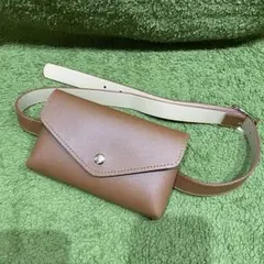 ウエストバッグ バック　ウエストポーチ　ショルダー　ベルト取り外し可　ベージュ