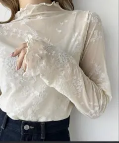 classicalelf 花柄シアーハイネックプルオーバー