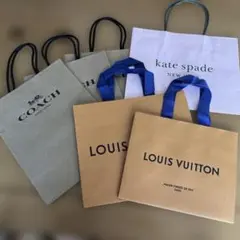 ブランドショップ　紙袋 ヴィトン、コーチなど