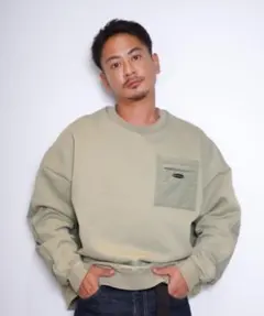 【未使用】#Re:roomナイロンスイッチングビッグトレーナー