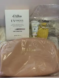 新品d'Alba ダルバ　サンクリームピンク　ポーチ　ハンドクリームチャーム